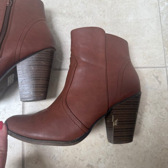 Dream Pairs Western Block Heel Zipper Closure Ankle Bootie, Sz 9, Brown - Picture 9 of 12